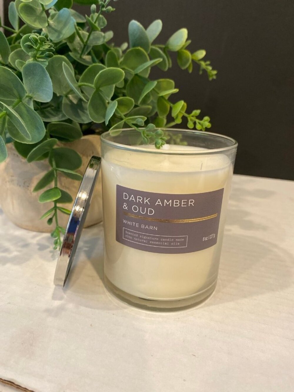 “Dark Amber & Oud” White Barn BBW Signature Single Wick Candle